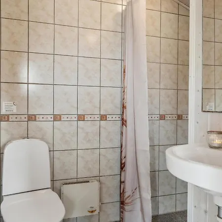 Nice Home In Rudkobing With Sauna Spodsbjerg