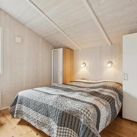 Nice Home In Rudkobing With Sauna Сasa de vacaciones Spodsbjerg