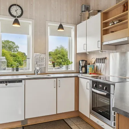 Nice Home In Rudkobing With Sauna * Spodsbjerg