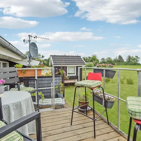 Nice Home In Rudkobing With Sauna * Spodsbjerg